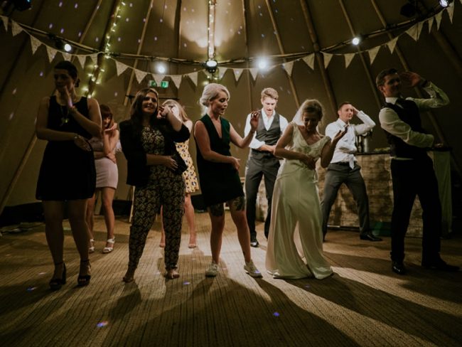 110 Wedding Entertainment Ideas That Will wow Your Guests dance routine