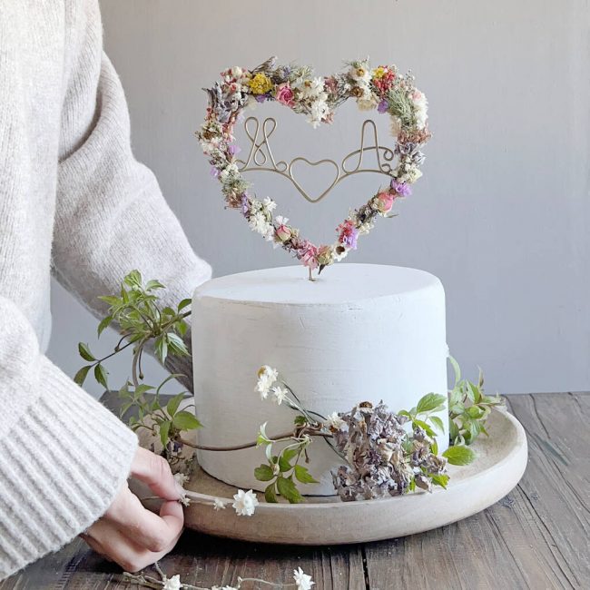 wedding-cake-toppers